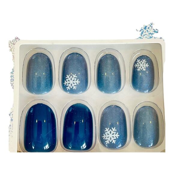 Kiss Voguish Fantasy Press on Holiday Nails Bundle of Six Sets - Picture 7 of 10